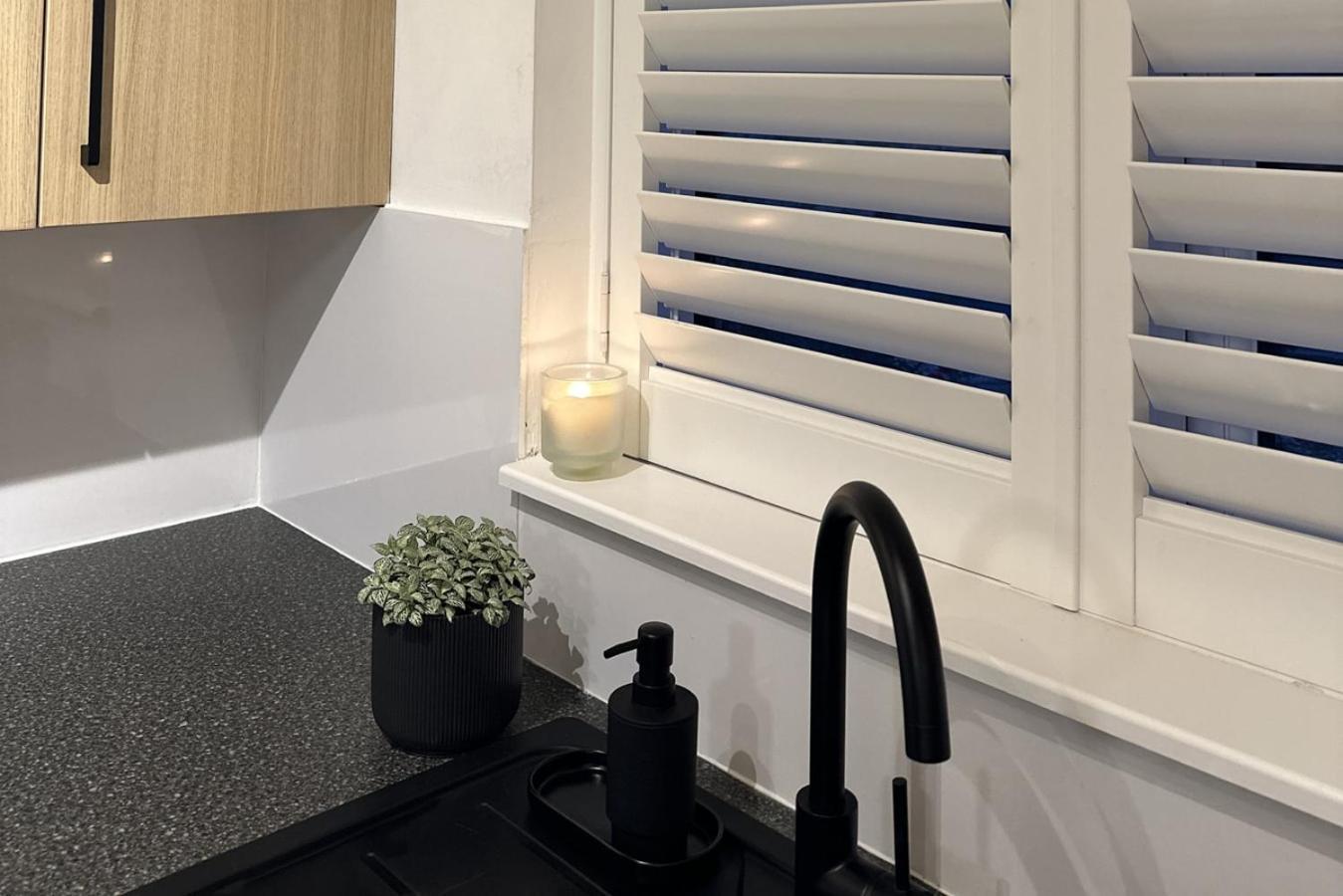 Apartamento Cosy 1Bd Getaway Perfect For Couples Stamford Exterior foto